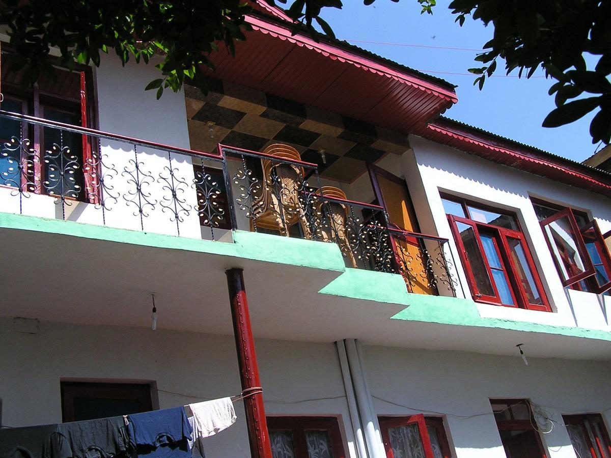 Howrah Guest House Srīnagar المظهر الخارجي الصورة