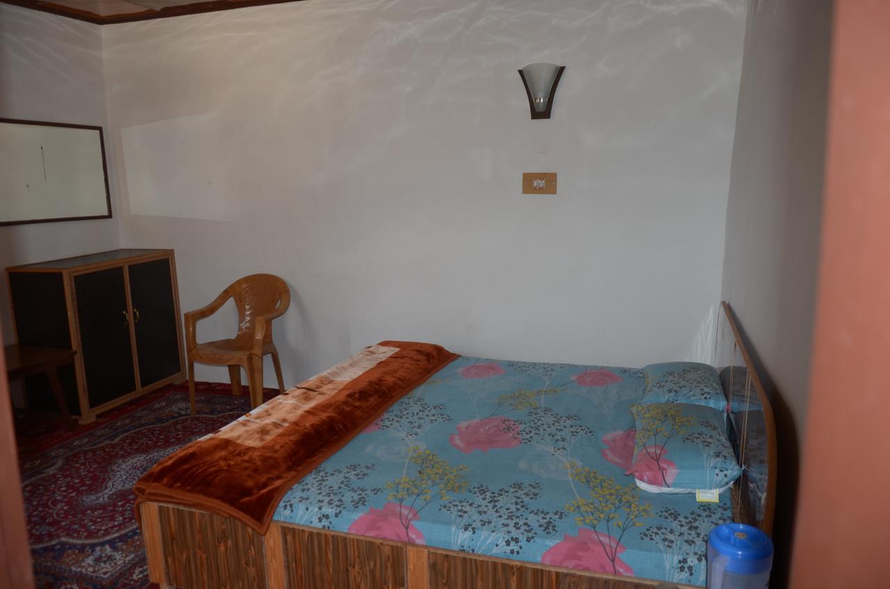 Howrah Guest House Srīnagar المظهر الخارجي الصورة