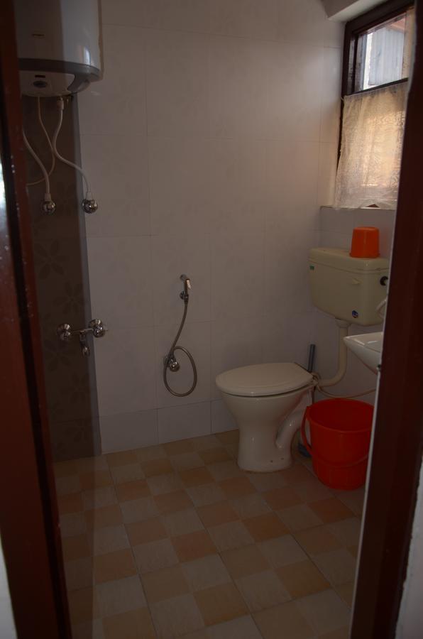 Howrah Guest House Srīnagar المظهر الخارجي الصورة