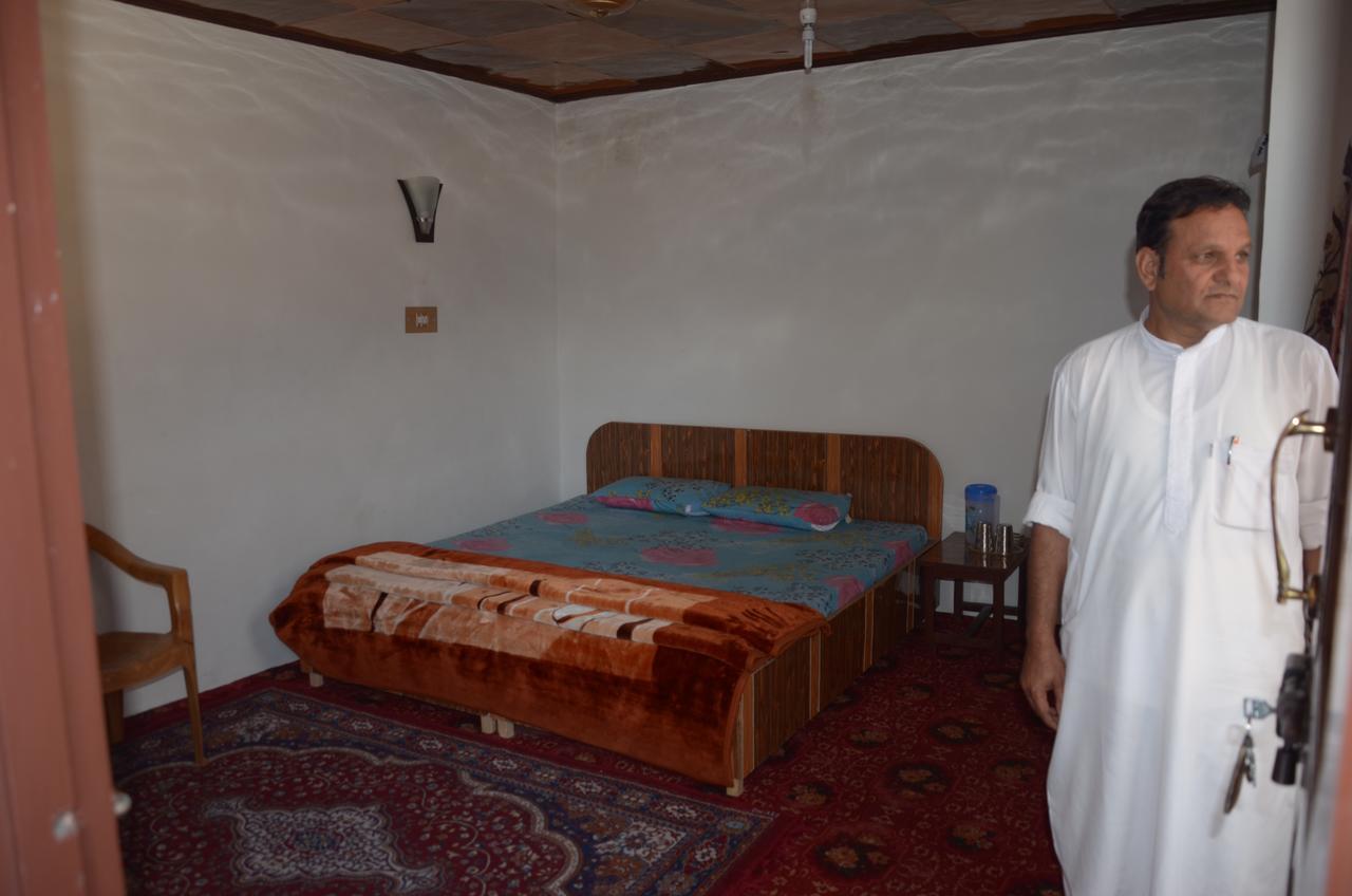 Howrah Guest House Srīnagar المظهر الخارجي الصورة