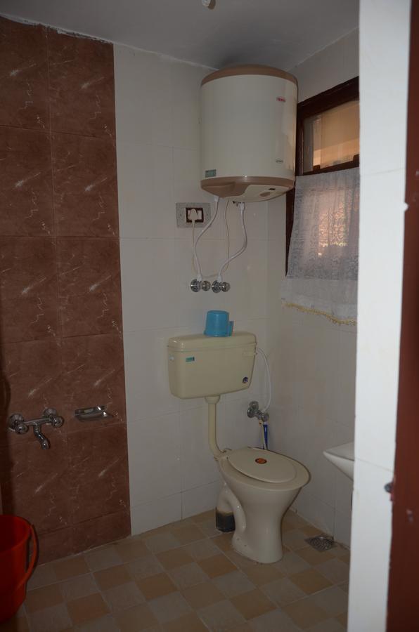 Howrah Guest House Srīnagar المظهر الخارجي الصورة