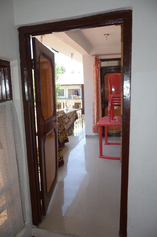 Howrah Guest House Srīnagar المظهر الخارجي الصورة