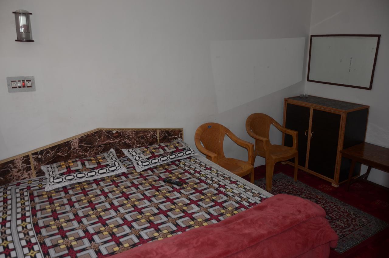 Howrah Guest House Srīnagar المظهر الخارجي الصورة